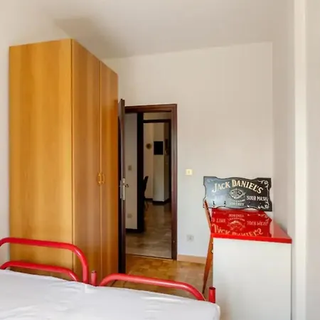 Apartament With Two Bedrooms *