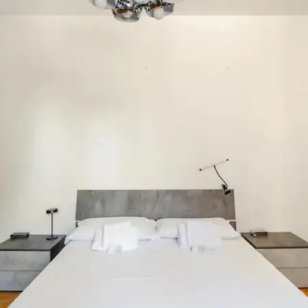 With Two Bedrooms Padwa
