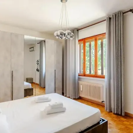 Apartament With Two Bedrooms